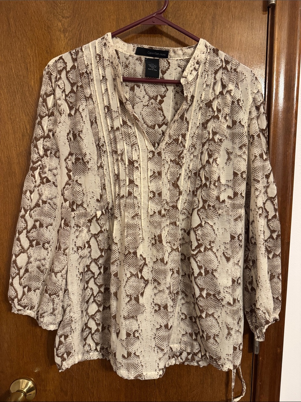 Calvin Klein Women's Snake-Print Cream and Brown V-Neck Blouse